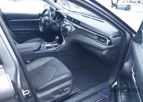 2020 Toyota Camry Xse z USA, uszkodzony, nr VIN 4T1K61AK5LU351959